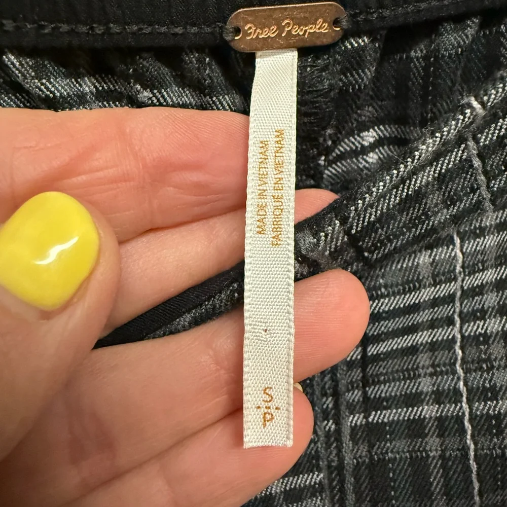 Free People Nice Choice Pull-On Pants - black and white plaid - size small - Picture 3 of 4